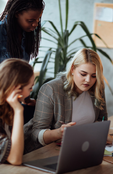 Comptabilité, secrétariat, gestion, bureautique et informatique